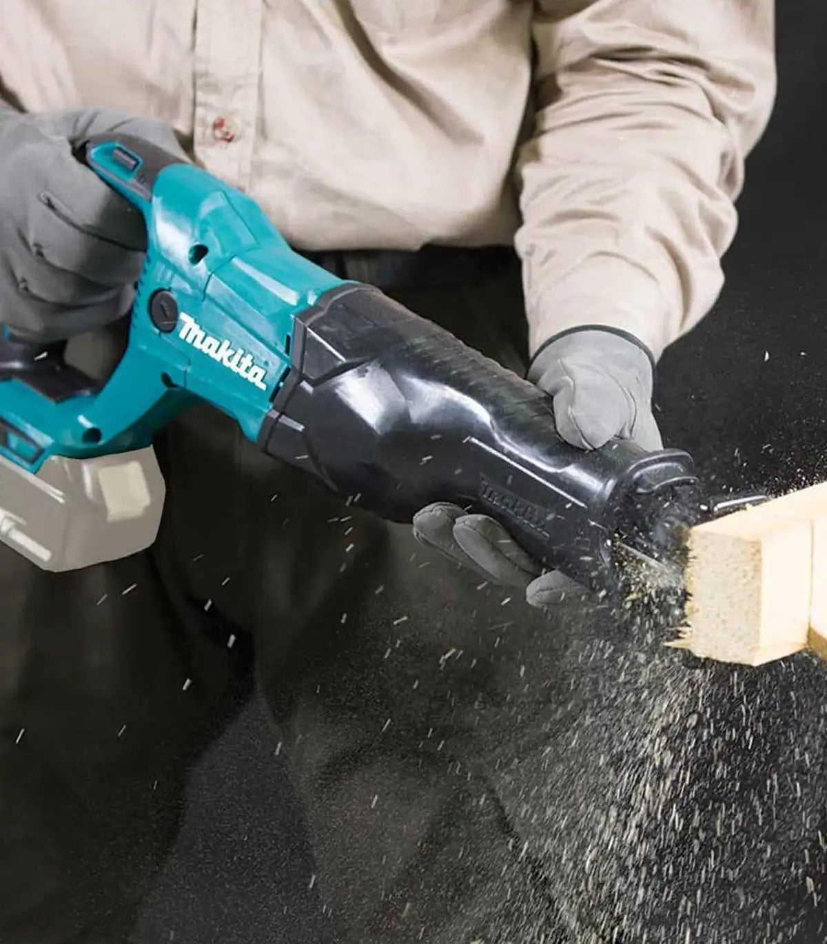 Makita – Akumulatorska recipročna pila / lisičji rep DJR186Z by Makita Aku recipročne pile