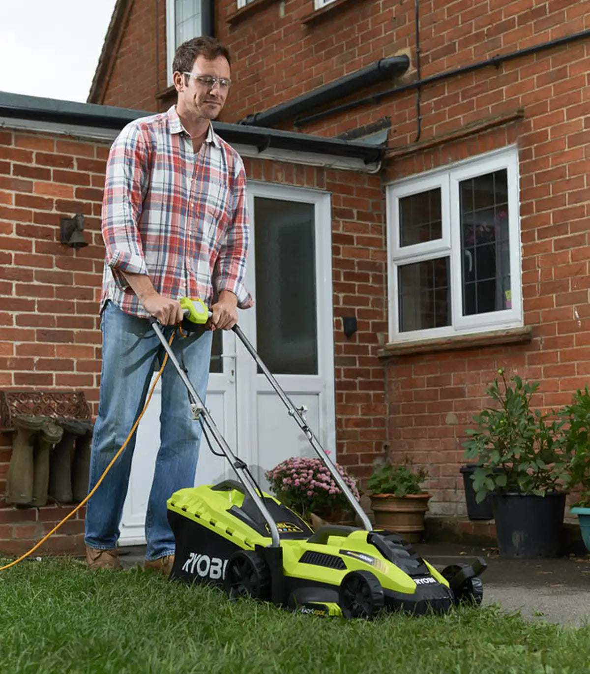 Ryobi – Električna kosilica 1300 W RLM13E33S Kosilice za travu
