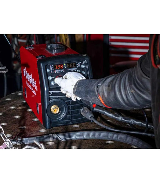 Lincoln Electric – Multiprocesni aparat za zavarivanje Bestermig 200-S by Lincoln Electric Inverterski aparati