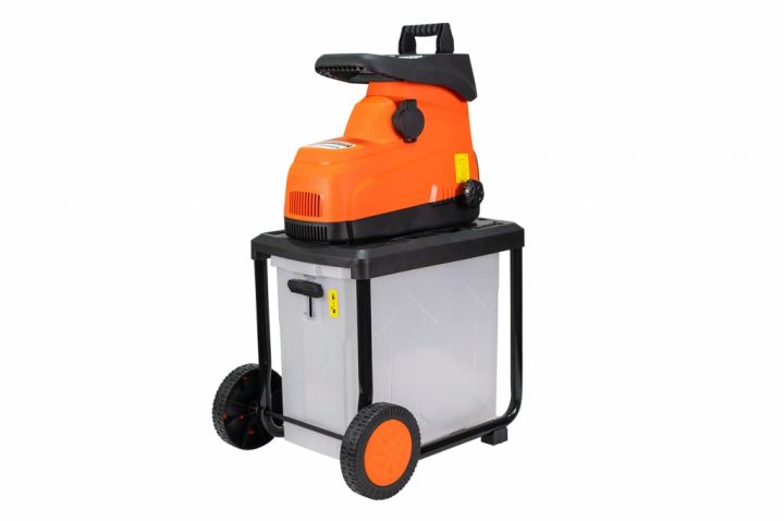 Sjeckalica grana RURIS ST200s Mašine i uređaji, Svi proizvodi, Vrt i poljoprivreda