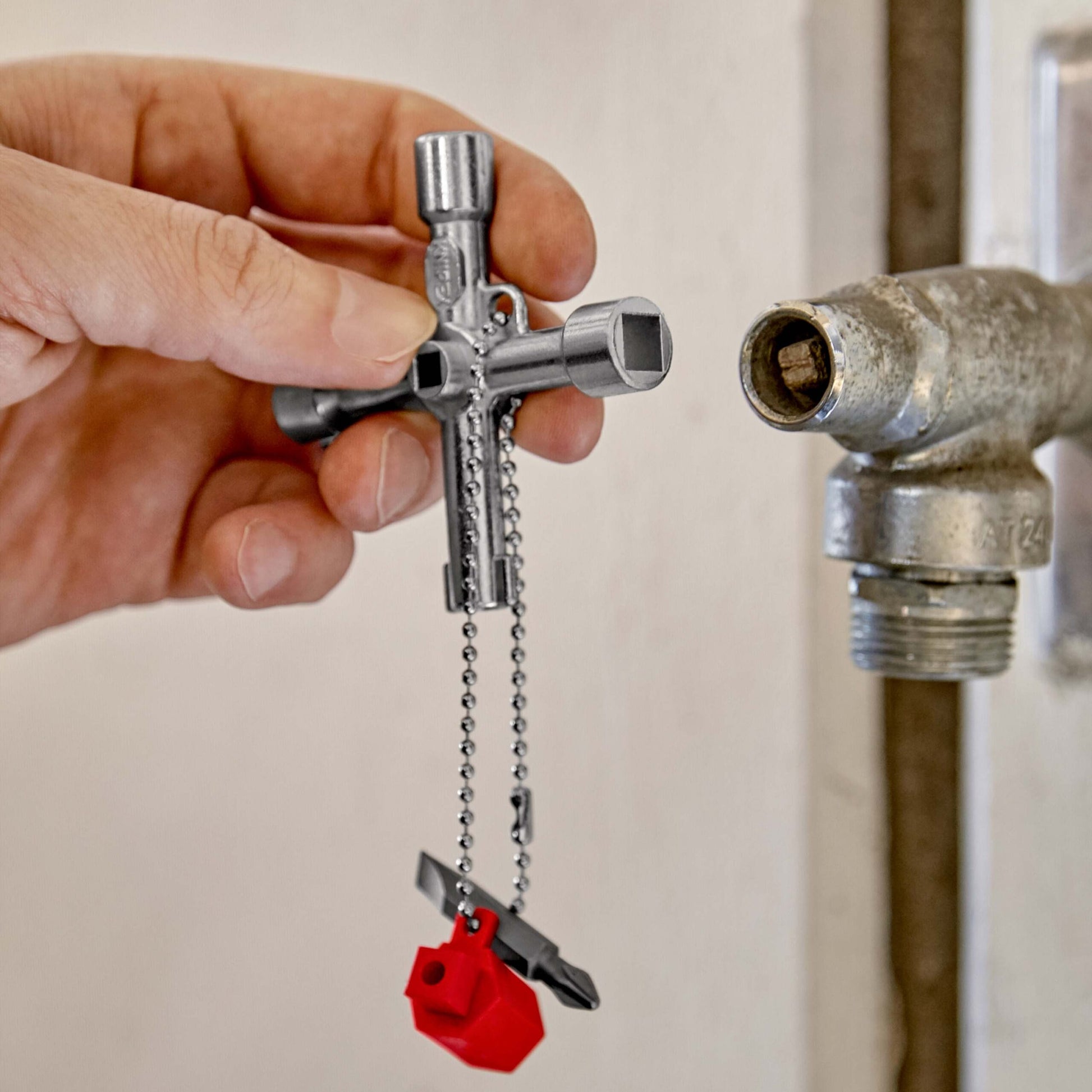 Knipex Ključ Kombinovani Za Ormare – 00 11 03 by Knipex 00 11 03 Alati Za Električare - detalj 6
