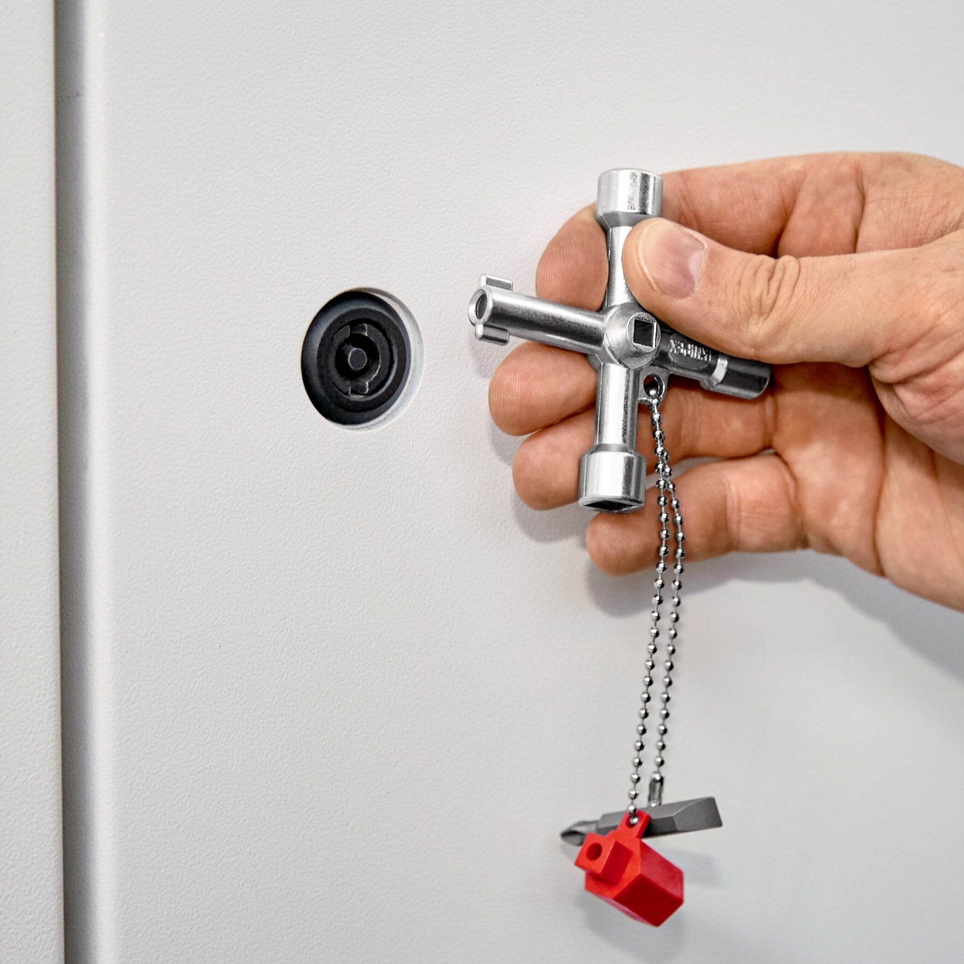 Knipex Ključ Kombinovani Za Ormare – 00 11 03 by Knipex 00 11 03 Alati Za Električare - detalj 9