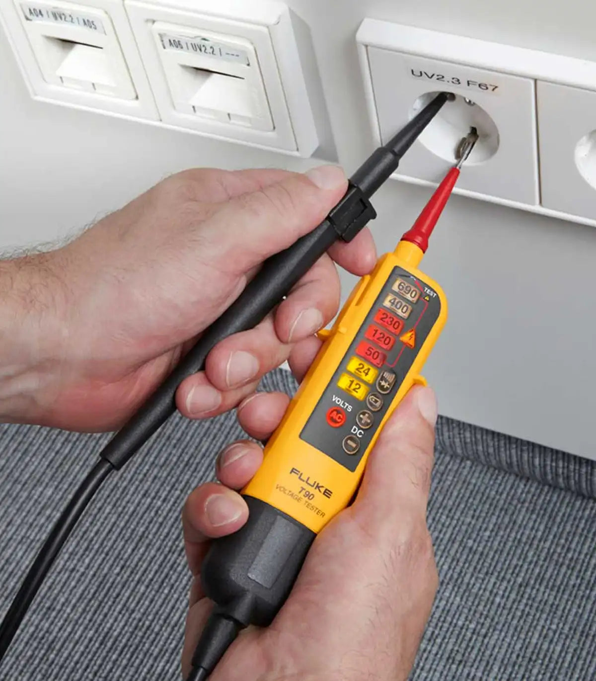 Fluke – Dvopolni tester napona i provodljivosti s LED indikatorima Fluke T90 by Fluke Elektroinstalaterski instrumenti