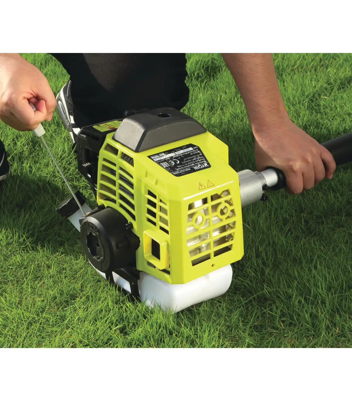 Ryobi – Benzinski trimer za travu 42 CC / 1.7 KS u setu RBC42FSBO Trimeri za travu