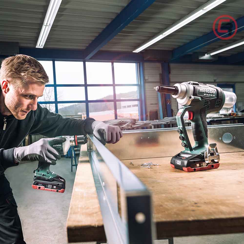 Metabo Kliješta Aku Za Blok Zakovice NP 18 LTX BL 5.0 (bez baterije i punjača)+ metaBOX 145 L – 619002840 by Metabo