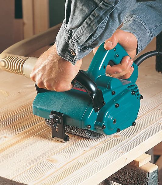 Makita – Brusilica sa četkom 9741 by Makita Električne brusilice