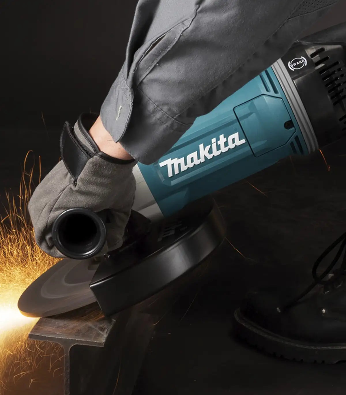 Makita – Kutna brusilica 2.800 W 230 mm GA9070X1 by Makita Električne brusilice