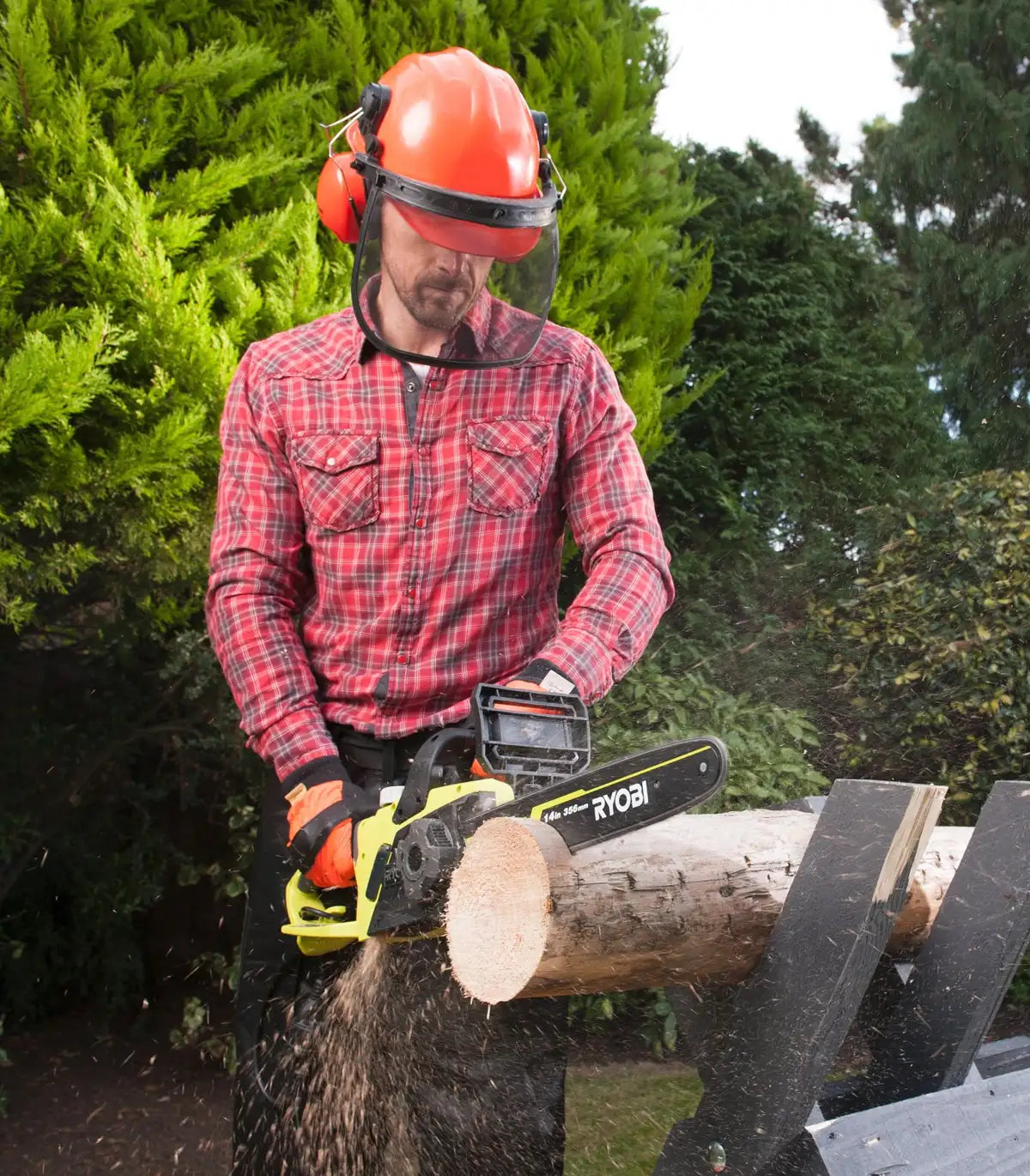Ryobi – Električna lančana pila za drvo motorka 1900 W 35 cm RCS1935B RYGAR Lančane pile za drvo (motorke)