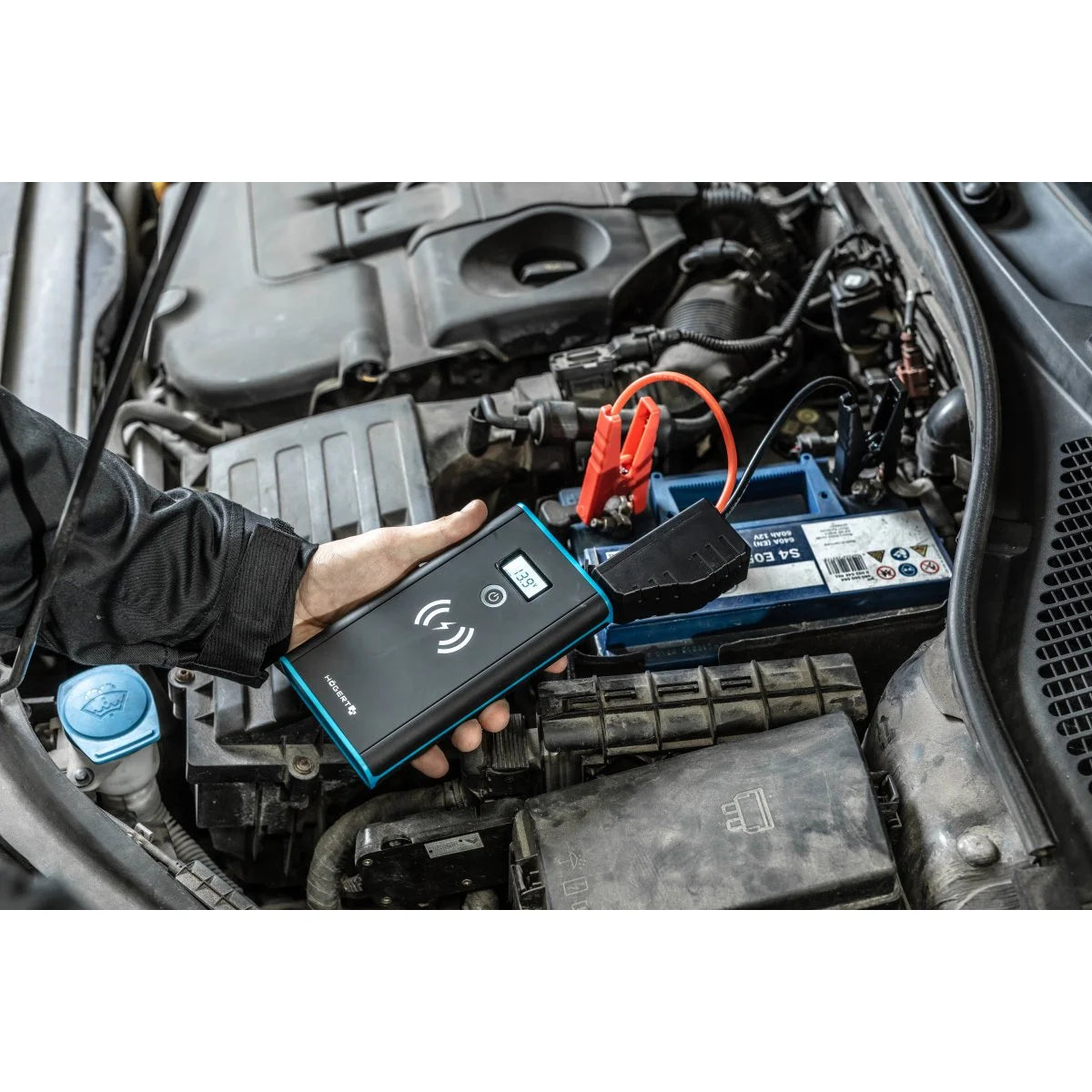 HOEGERT prenosni starter 400 A sa 10 W bežičnim punjačem HT8G623 - Hoegert - HT8G623 - Ostalo > Punjači za akumulatore