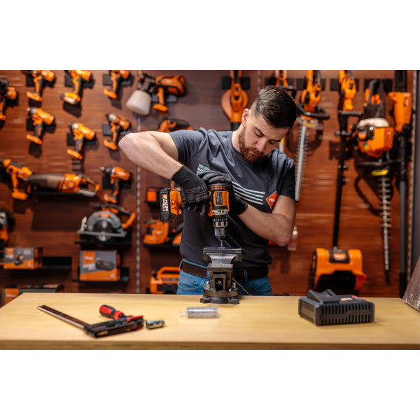 Fuse akumulatorska brushless udarna bušilica VPL 8120 - Fuse bušilice/odvijači - SKU 072616