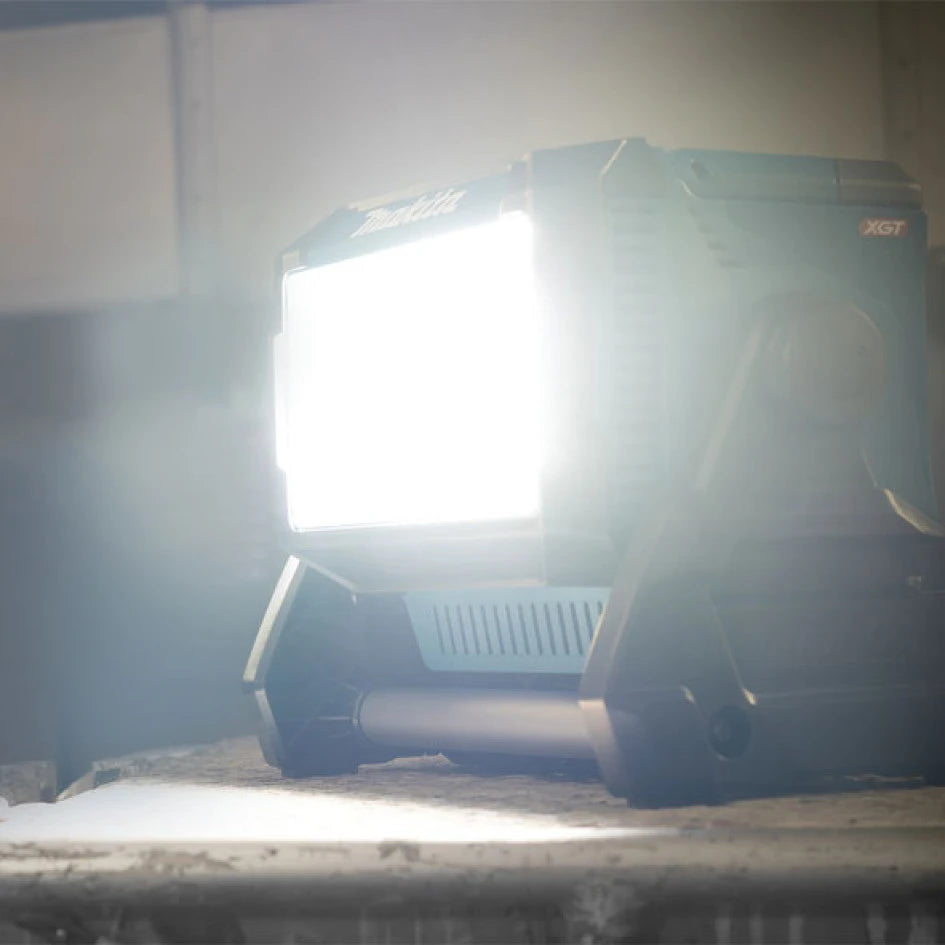 Makita – Akumulatorska LED svjetiljka lampa DEAML009G Aku lampe