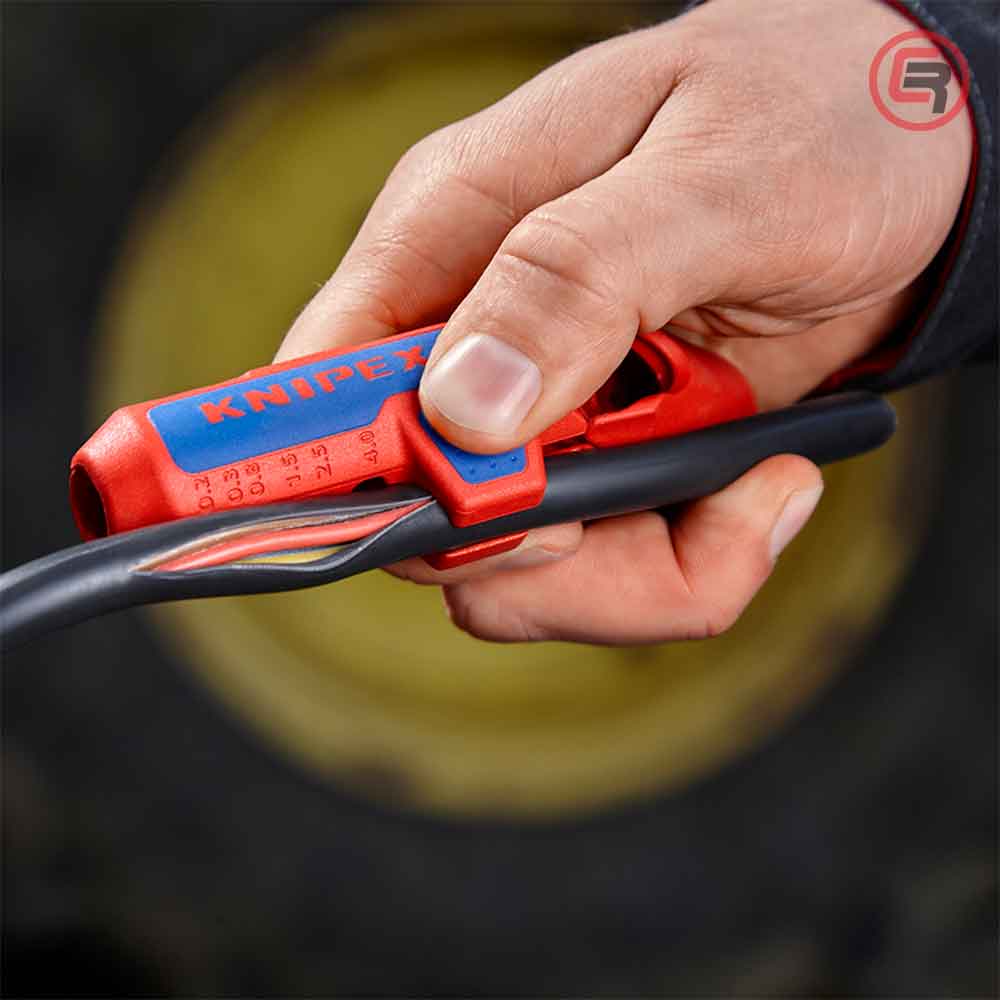 Knipex Skidač Izolacije Univerzalni ErgoStrip fi 8-13 mm Za Dešnjake – 16 95 01 SB by Knipex 16 95 01 SB Alati Za