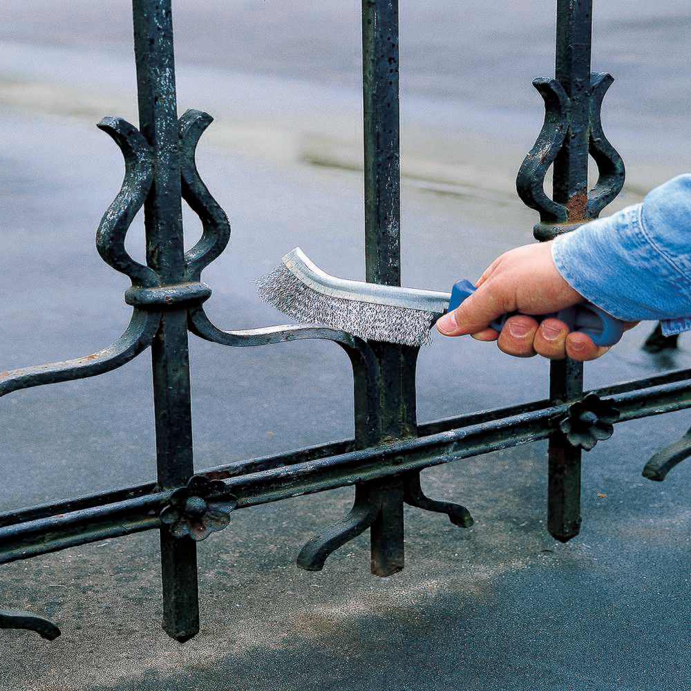 Wolfcraft Četka S Plastičnom Drškom 265/125x30x0,3 mm Čelična Žica – 2715000 by Wolfcraft 2715000 Ostali Alati i Pribor