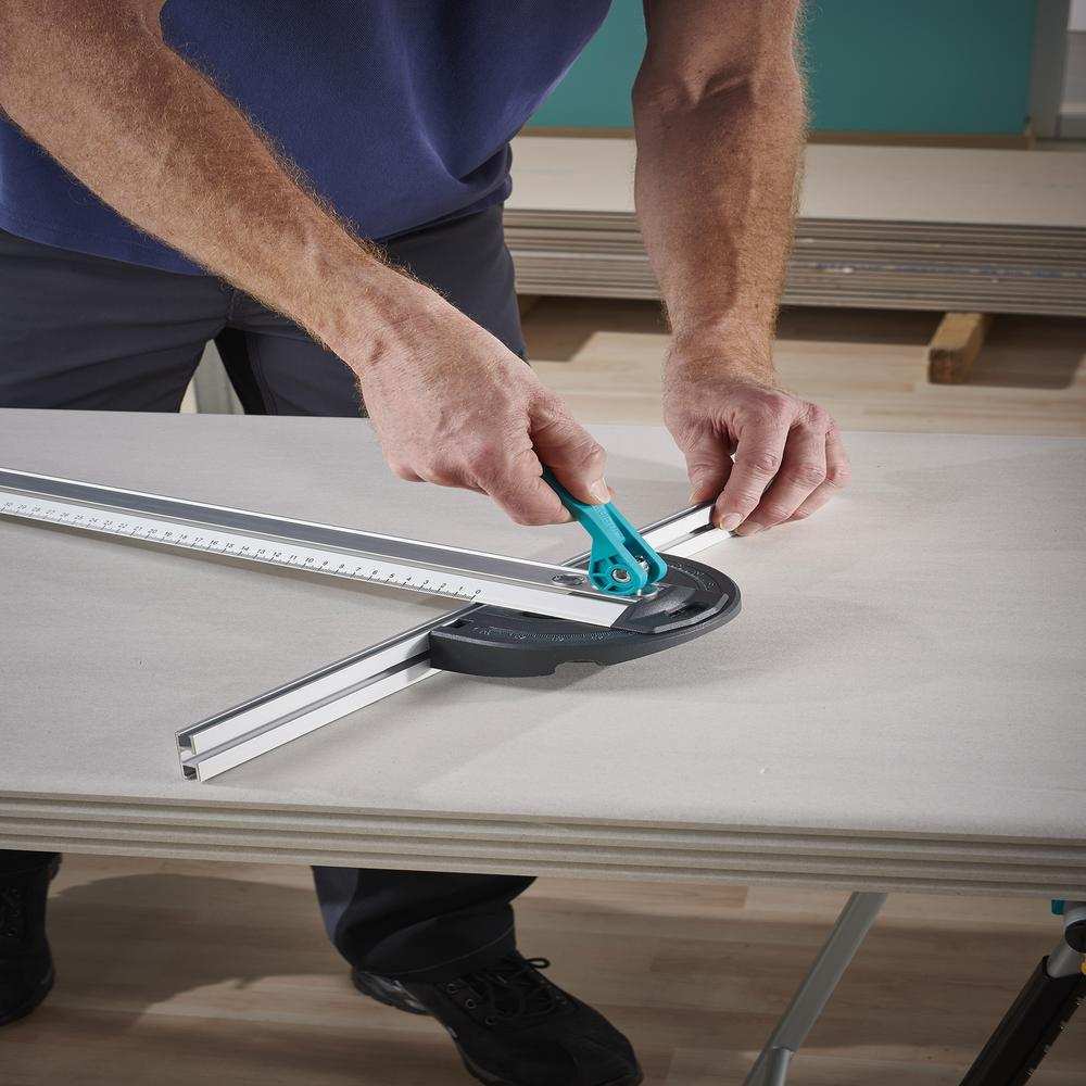 Wolfcraft Rezač Ugaoni Za Gips Ploče Sa T-Vodilicom Za Paralelno Rezanje 1000 mm – 4008000 by Wolfcraft 4008000 Ručni Rezni