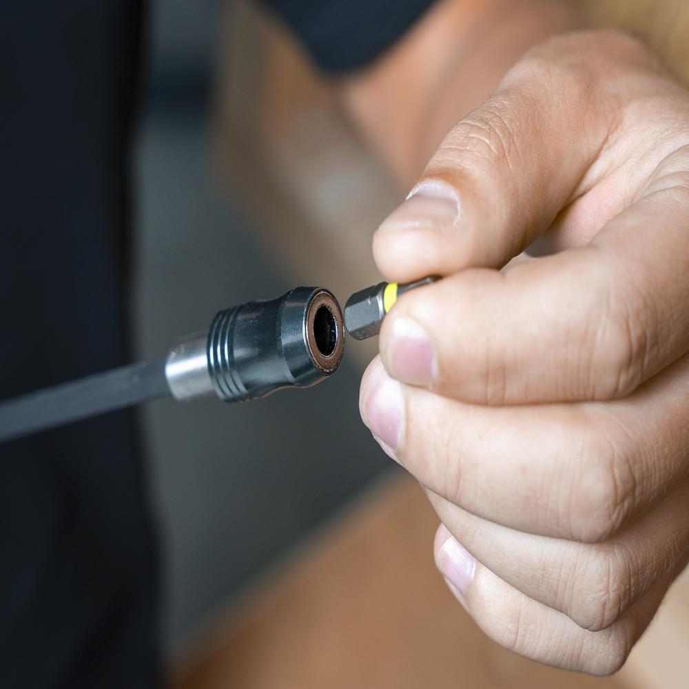 Wolfcraft Držač Bit Nastavaka S Magnetom i Prstenom 250 mm – 2981000 by Wolfcraft 2981000 Bitovi, Adapteri, Držači Bitova