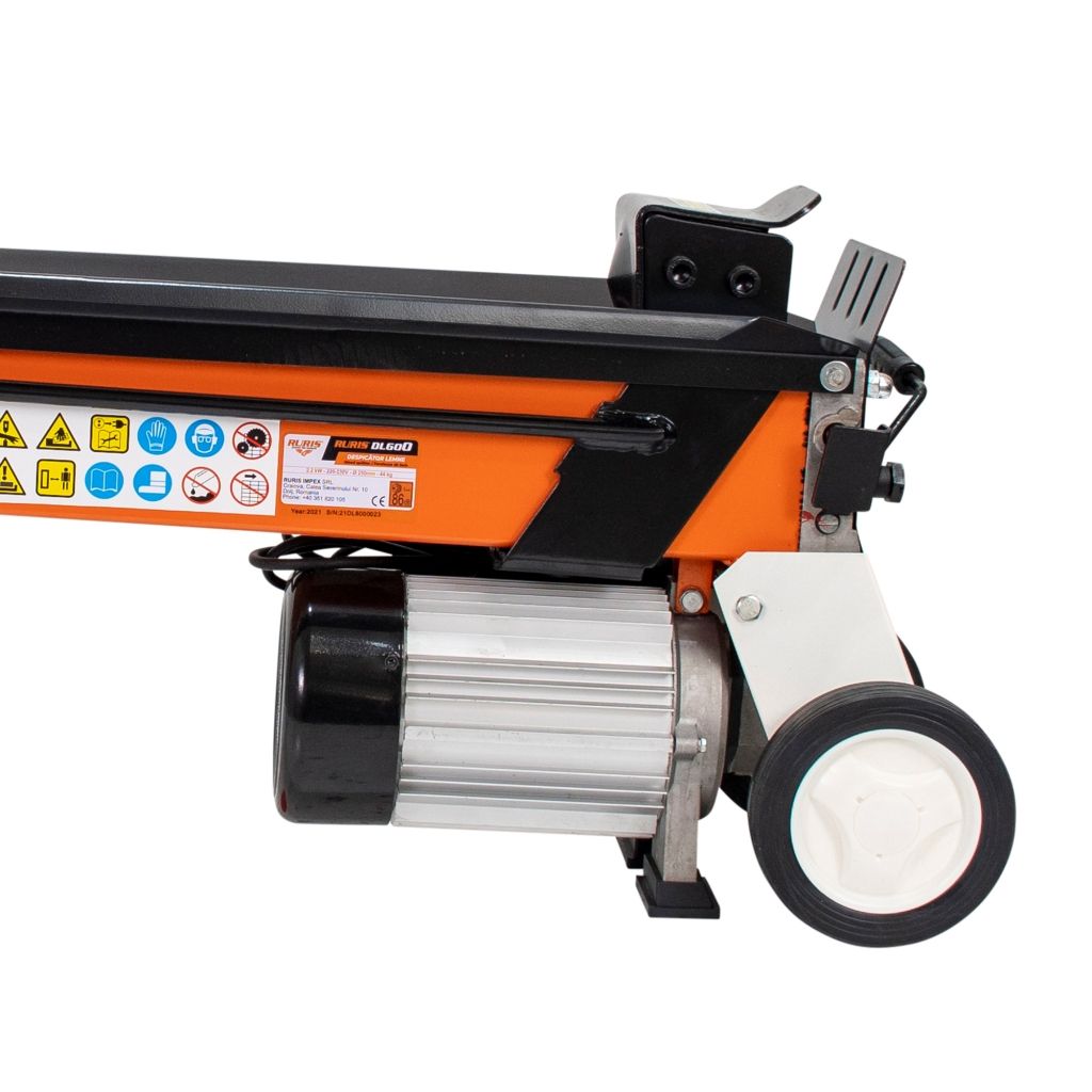 Horizontalni cjepač za drva RURIS DL600 by RURIS DL600 Cjepači za drva, Mašine i uređaji, Svi proizvodi