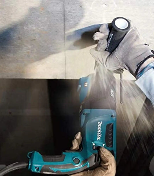 Makita – Bušilica-čekić HR2631F by Makita Električne bušilice i čekići