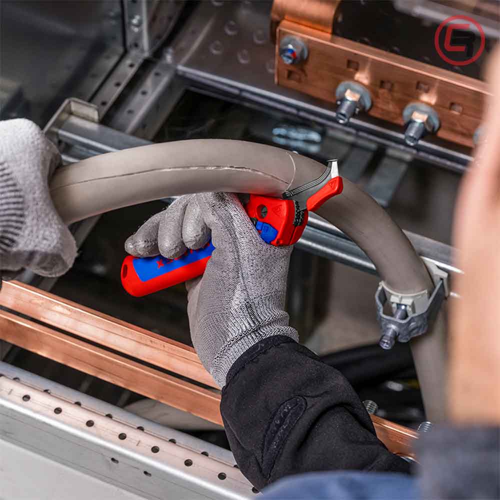 Knipex Nož Za Skidanje Izolacije Sa Kukom i Račna Funkcijom 146 mm – 16 50 145 SB by Knipex 16 50 145 SB Alati Za