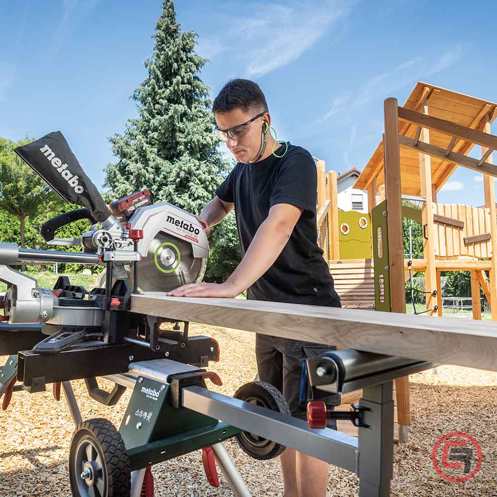 Metabo Pila Kružna Aku KGS 18 LTX BL 305 / 18 V Za Kutno Rezanje Potezna 305 mm (bez baterija i punjača) – 614305850 by