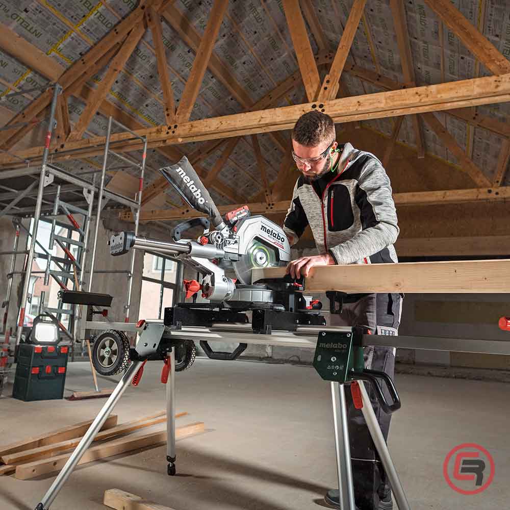 Metabo Pila Kružna Aku KGS 18 LTX BL 305 / 18 V Za Kutno Rezanje Potezna 305 mm (bez baterija i punjača) – 614305850 by