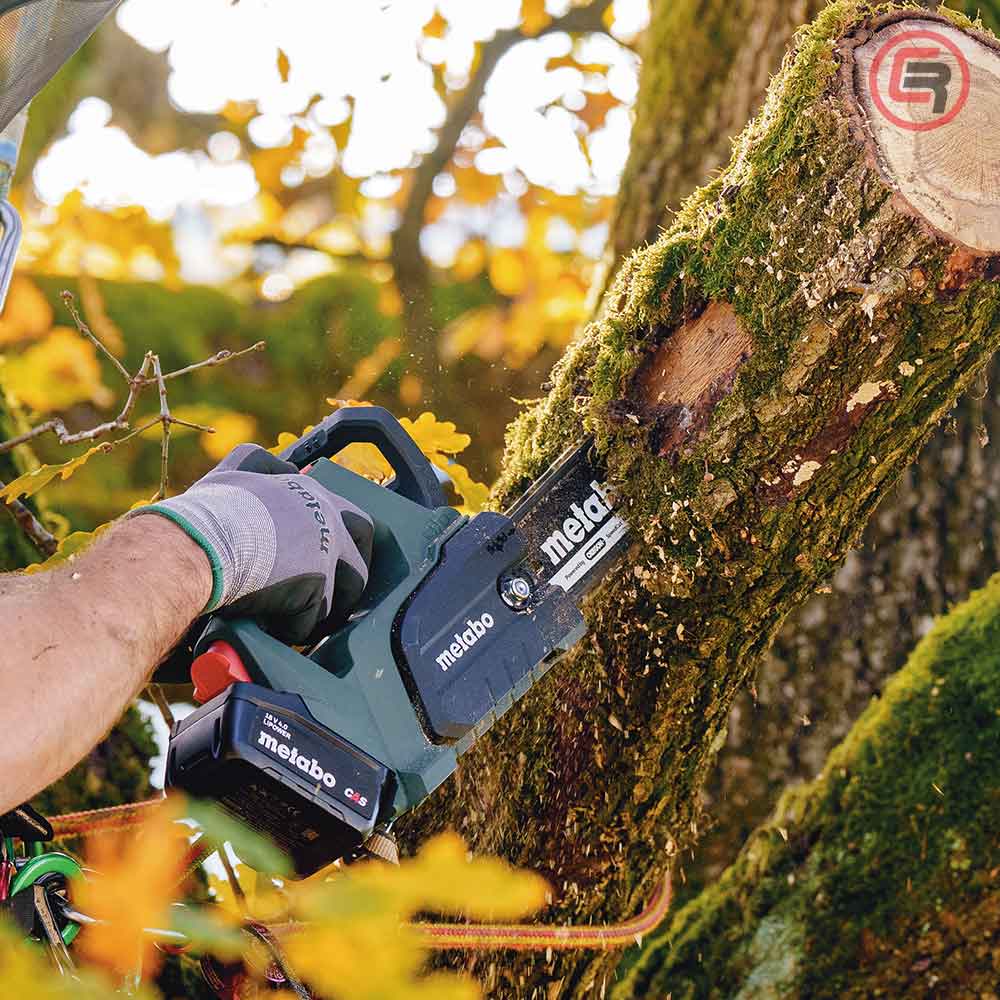 Metabo Pila Lančana Aku MS 18 LTX BL 25 / 18V / 1 x AKU LiPOWER (4,0 Ah) + ASC 72 – 601595900 by Metabo 601595900 Aku Vrtni