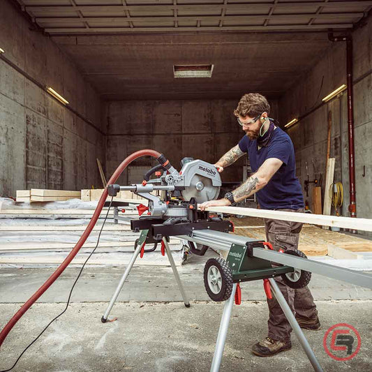 Metabo Pila Kružna KGS 305 M Za Kutno Rezanje Potezna 305 mm / 2,0 kW Sa Dva Lista Pile – 613305900 by Metabo 613305900