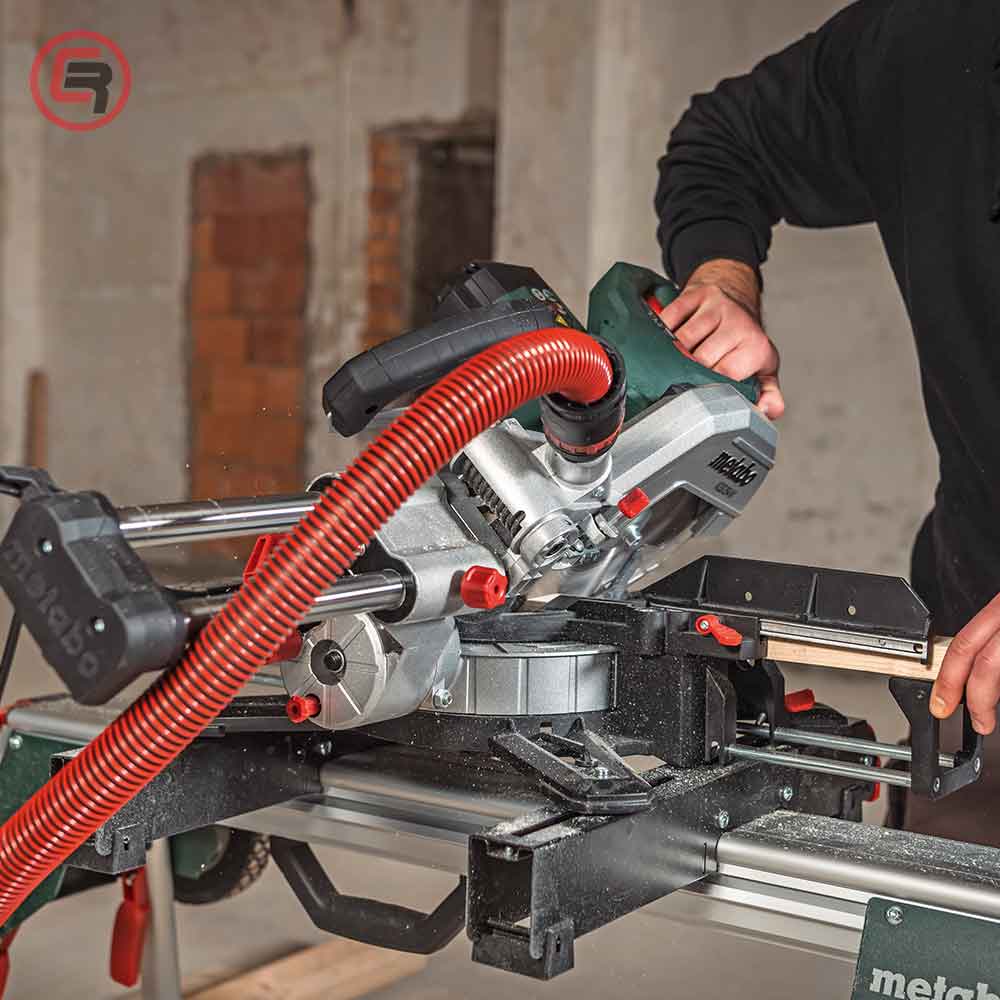 Metabo Pila Kružna KGS 216 M Za Kutno Rezanje Potezna 216 mm / 1,5 kW – 613216000 by Metabo 613216000 Potezne Pile, Tračne