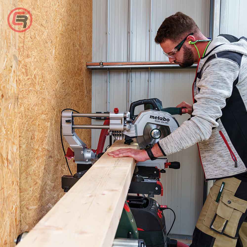 Metabo Pila Kružna KGSV 254 MC Za Kutno Rezanje Potezna 254 mm / 1,8 kW – 615254000 by Metabo 615254000 Potezne Pile