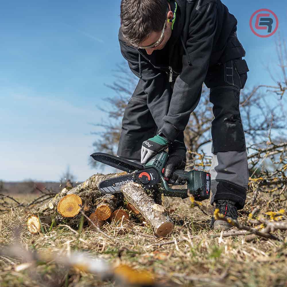 Metabo Pila Lančana Za Rezidbu Aku MS 18 LTX 15 / 18V 1xAKU (2,0 Ah) SC 30 + Torba – 600856500 by Metabo 600856500 Aku