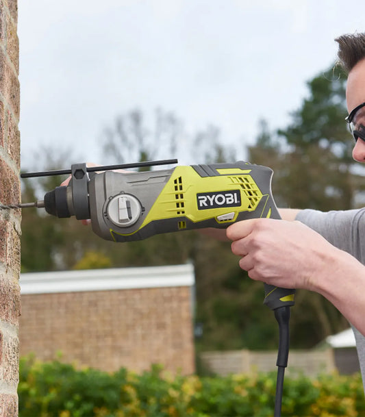 Ryobi – Električna udarna bušilica 680 W SDS-PLUS RSDS680-K by RYOBI Električne bušilice i čekići