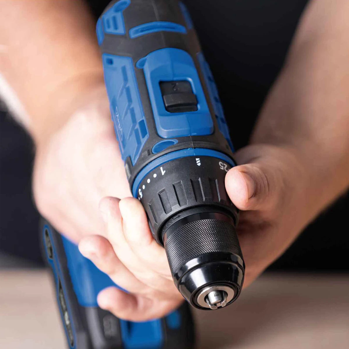 Scheppach aku bušilica odvijač sa 74 komada pribora IXES C-DTB74/1-X – Kit Bušilice i odvijači, Mašine i uređaji, Ručni alat, Svi proizvodi